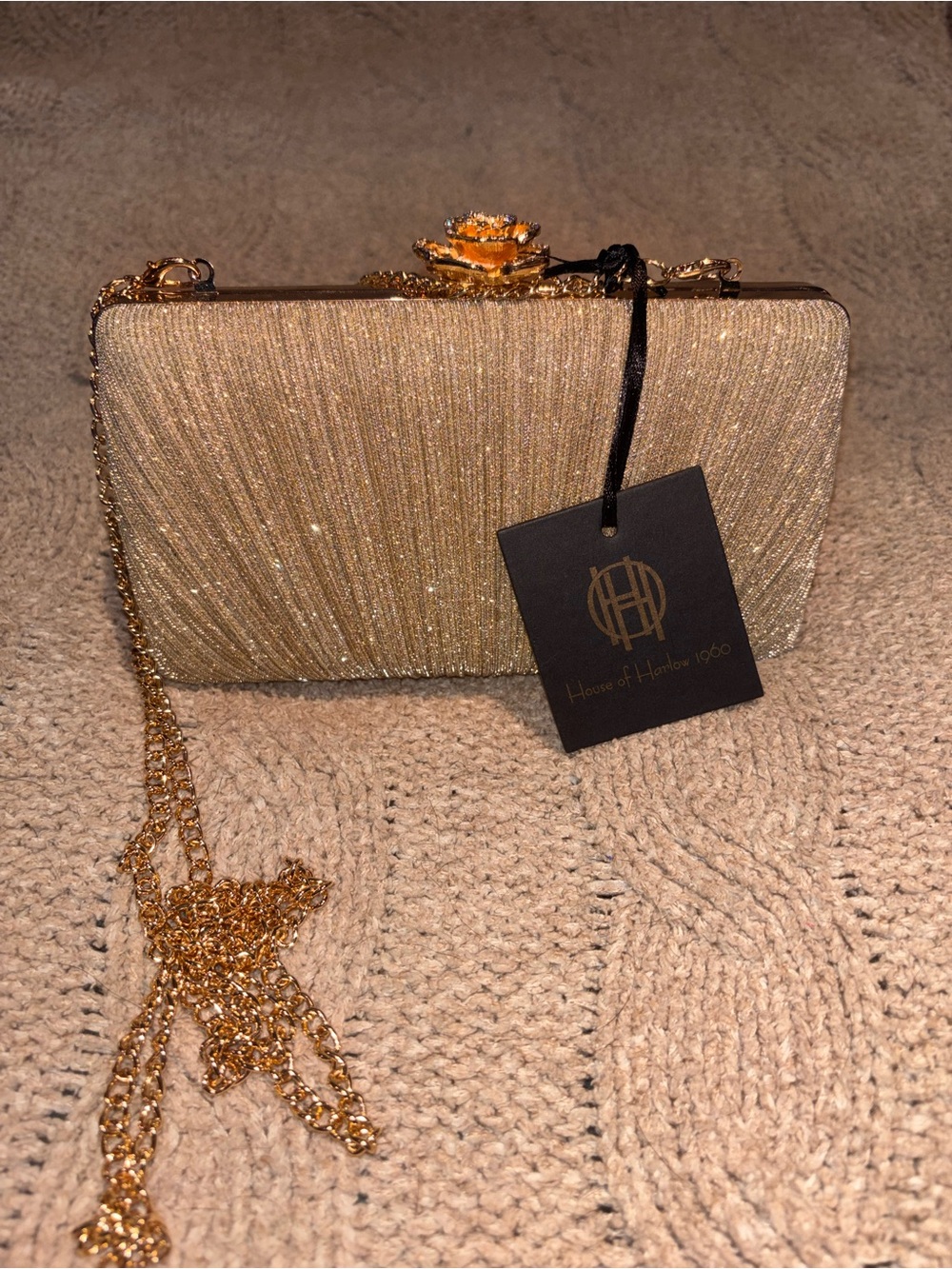House of Harlow 1960 Champagne Gold Glitter Rose Clutch NWT